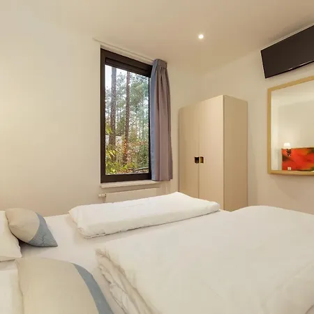 Отель Center Parcs Bispinger Lueneburger Heide 4*